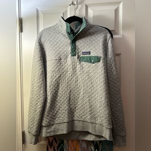 Patagonia quilted snap-t